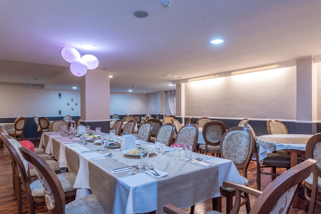 Hotel Hermes Bansko Exteriör bild