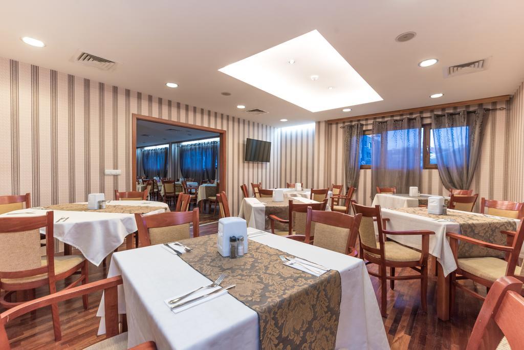 Hotel Hermes Bansko Exteriör bild