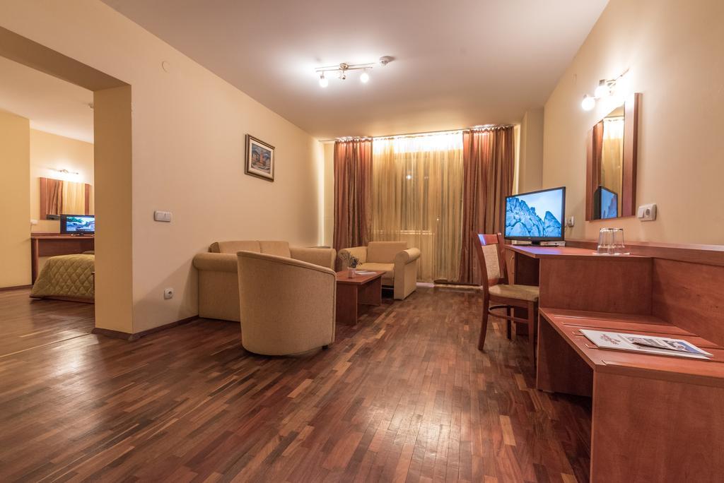 Hotel Hermes Bansko Exteriör bild